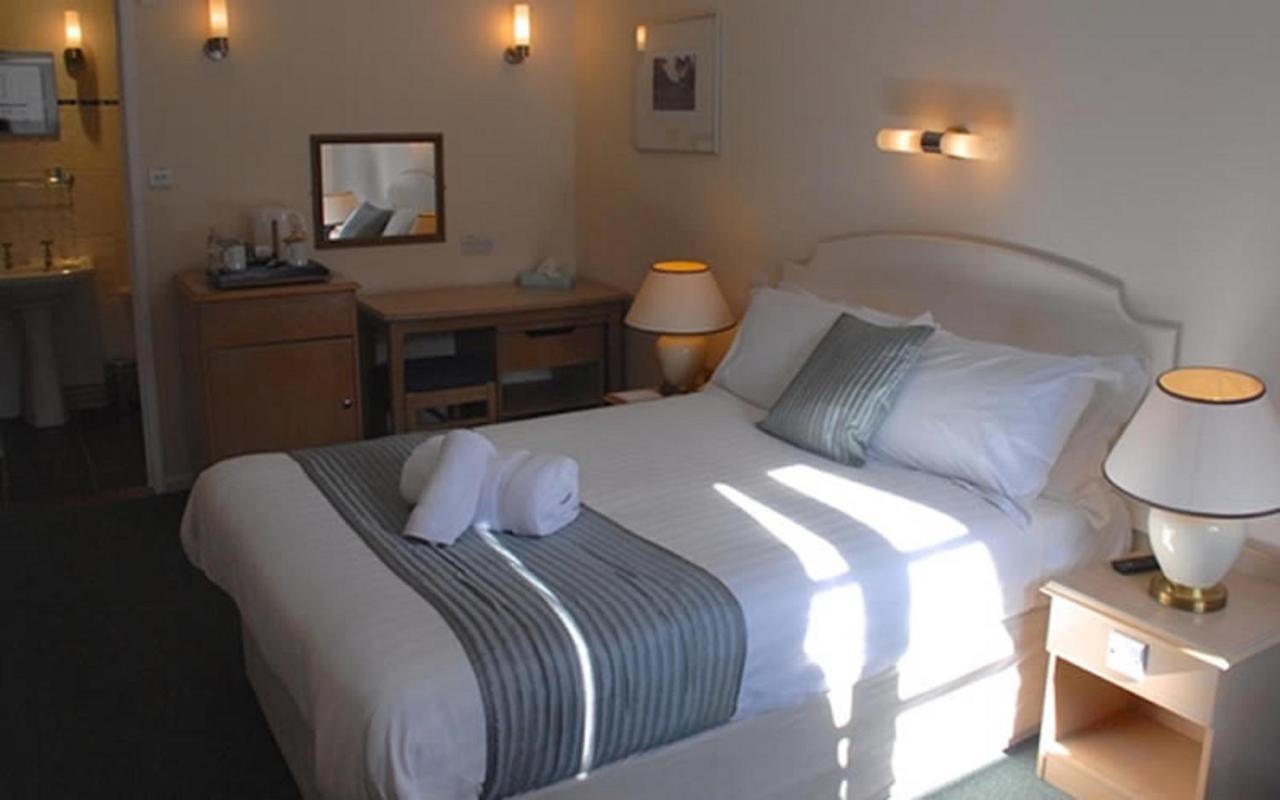 Lynford Hall Hotel Mundford Esterno foto