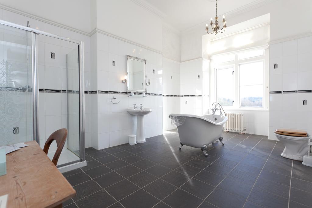 Lynford Hall Hotel Mundford Esterno foto