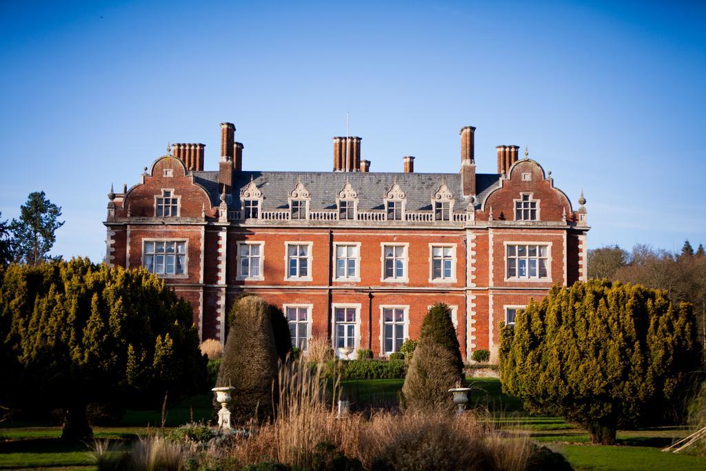 Lynford Hall Hotel Mundford Esterno foto
